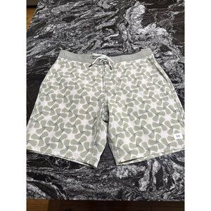 Katin Iris Hybrid 18” Trunks Desert Sage Green Mens Size 34 NWOT